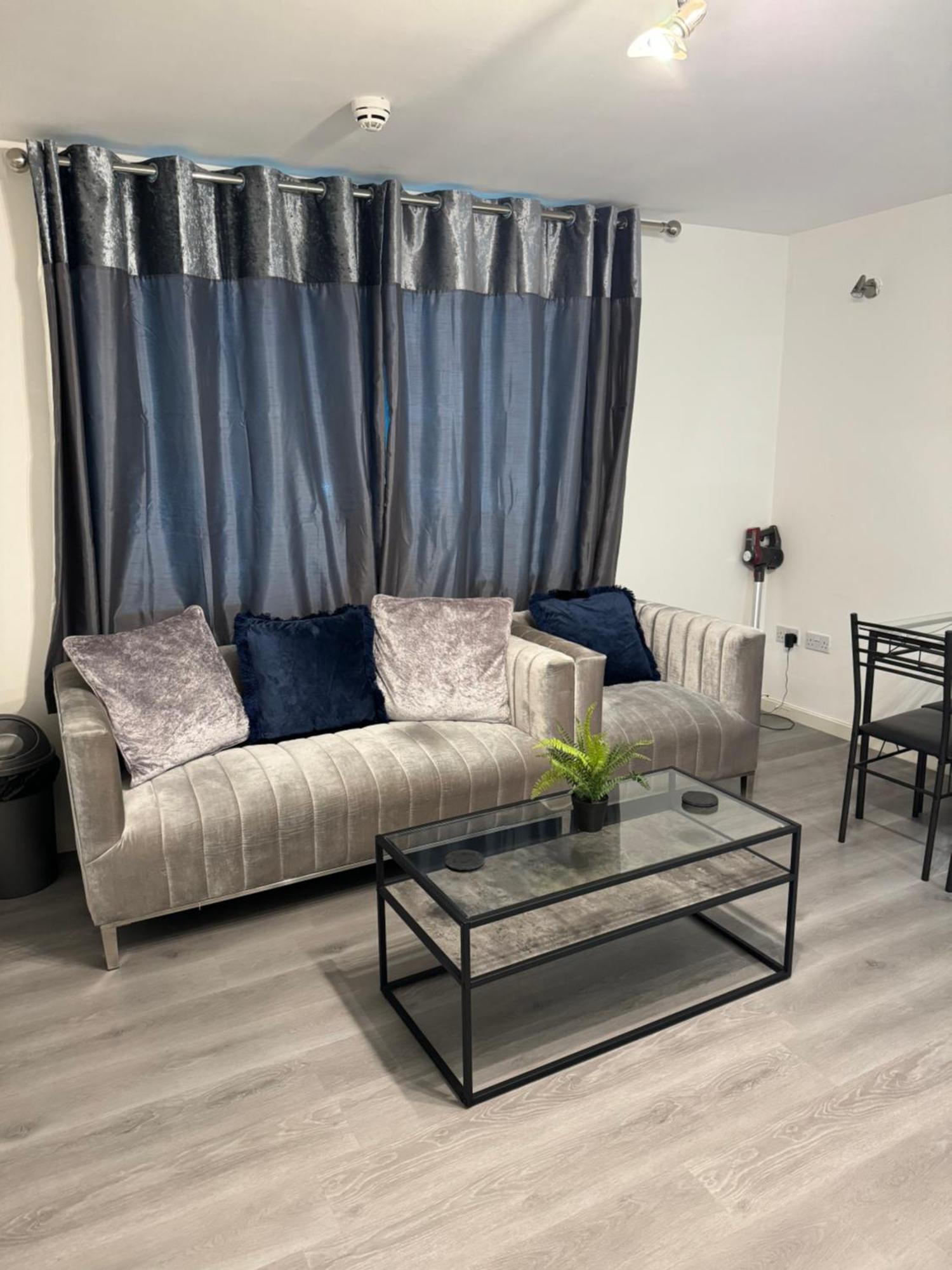 Modern Smart 2 Bedroom Apartment Central Манчестър Екстериор снимка
