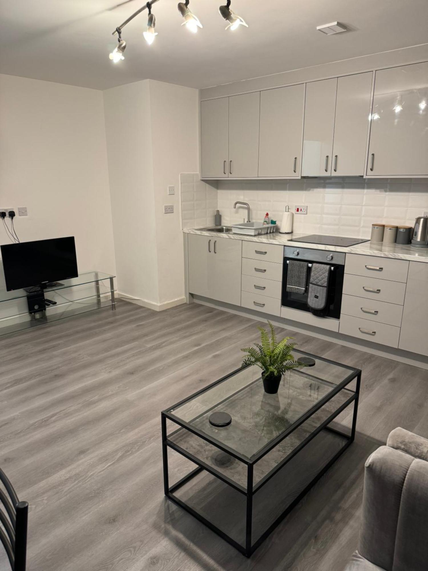 Modern Smart 2 Bedroom Apartment Central Манчестър Екстериор снимка