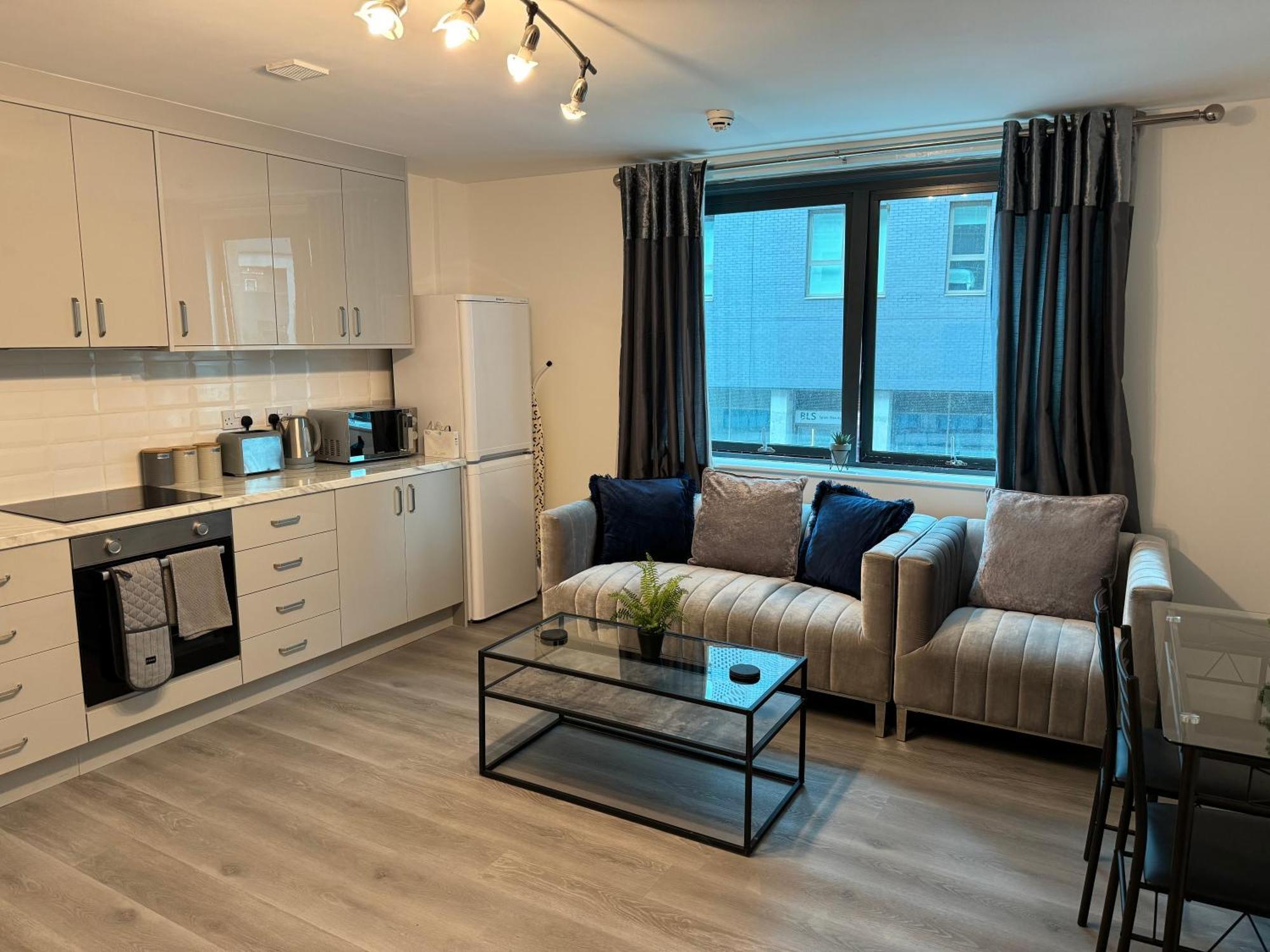 Modern Smart 2 Bedroom Apartment Central Манчестър Екстериор снимка