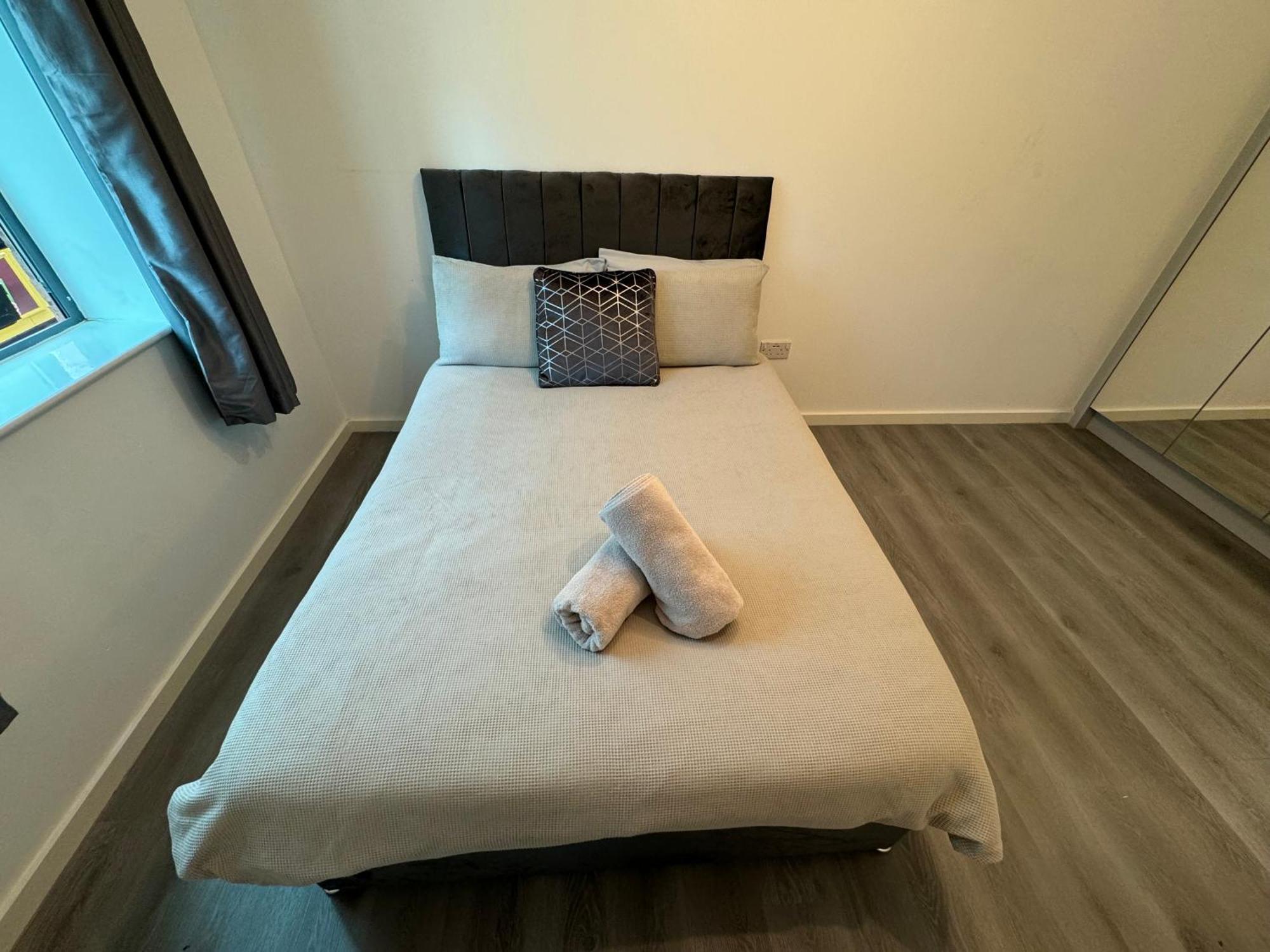 Modern Smart 2 Bedroom Apartment Central Манчестър Екстериор снимка
